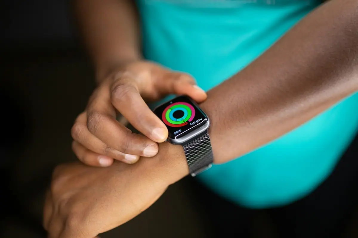 Best Wearables for Longevity Tracking: Cost and Evidence